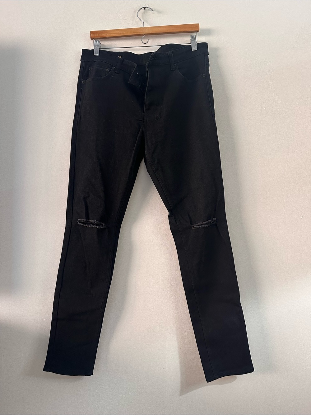 Ksubi Men’s Slim Distressed knees Jeans Black button fly size 33